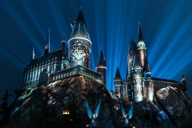 Universal Orlando Announces “The Nighttime Lights at Hogwarts Castle”