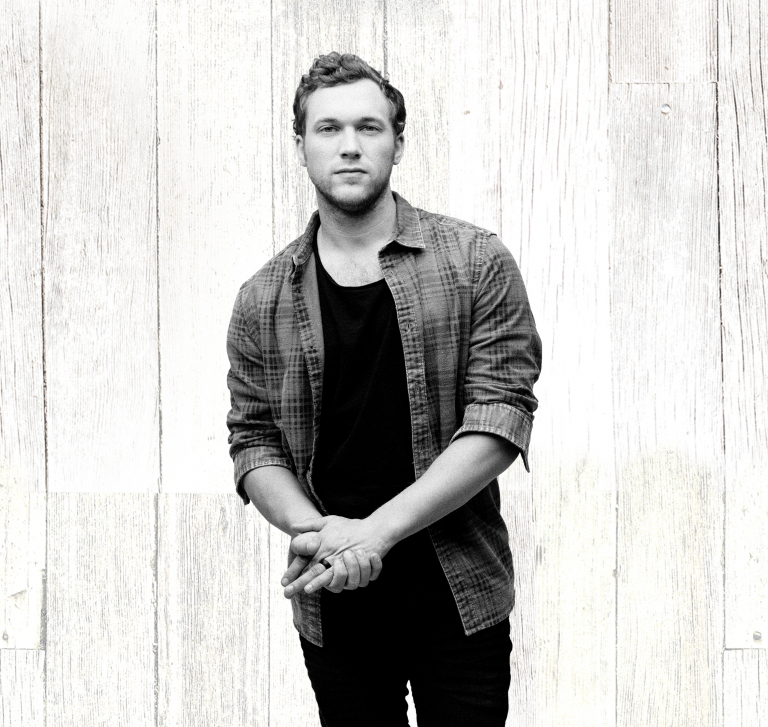 311 And Phillip Phillips Set To Perform At Universal Orlando’s Mardi Gras Celebration This Weekend