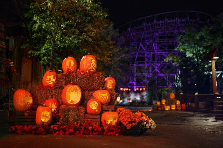 Great Pumpkin LuminNights Grows At Dollywood